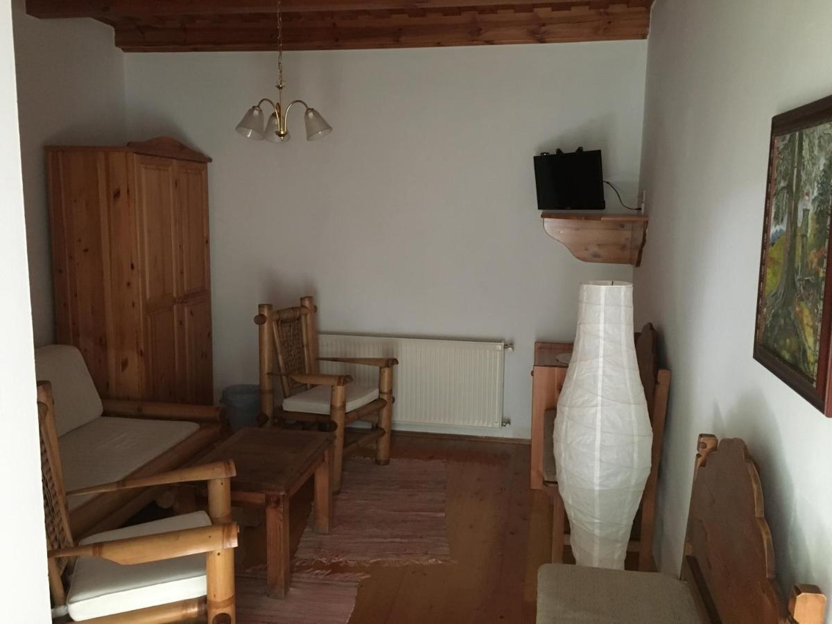 Ginti Panzio, Orseg Hotel Magyarszombatfa Bagian luar foto