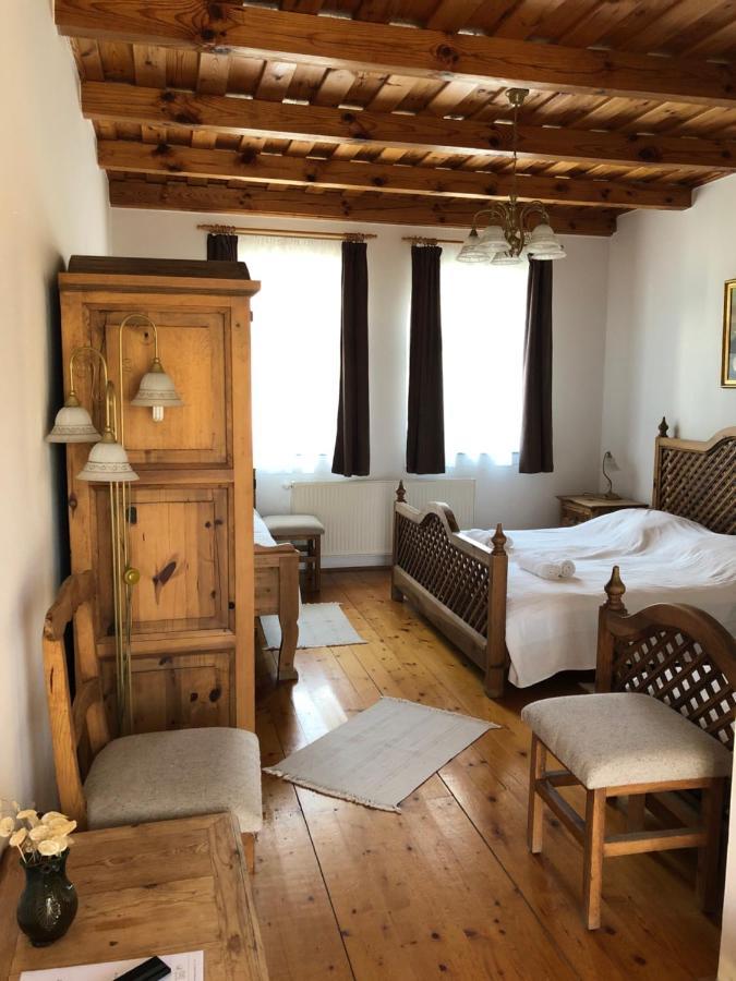 Ginti Panzio, Orseg Hotel Magyarszombatfa Bagian luar foto